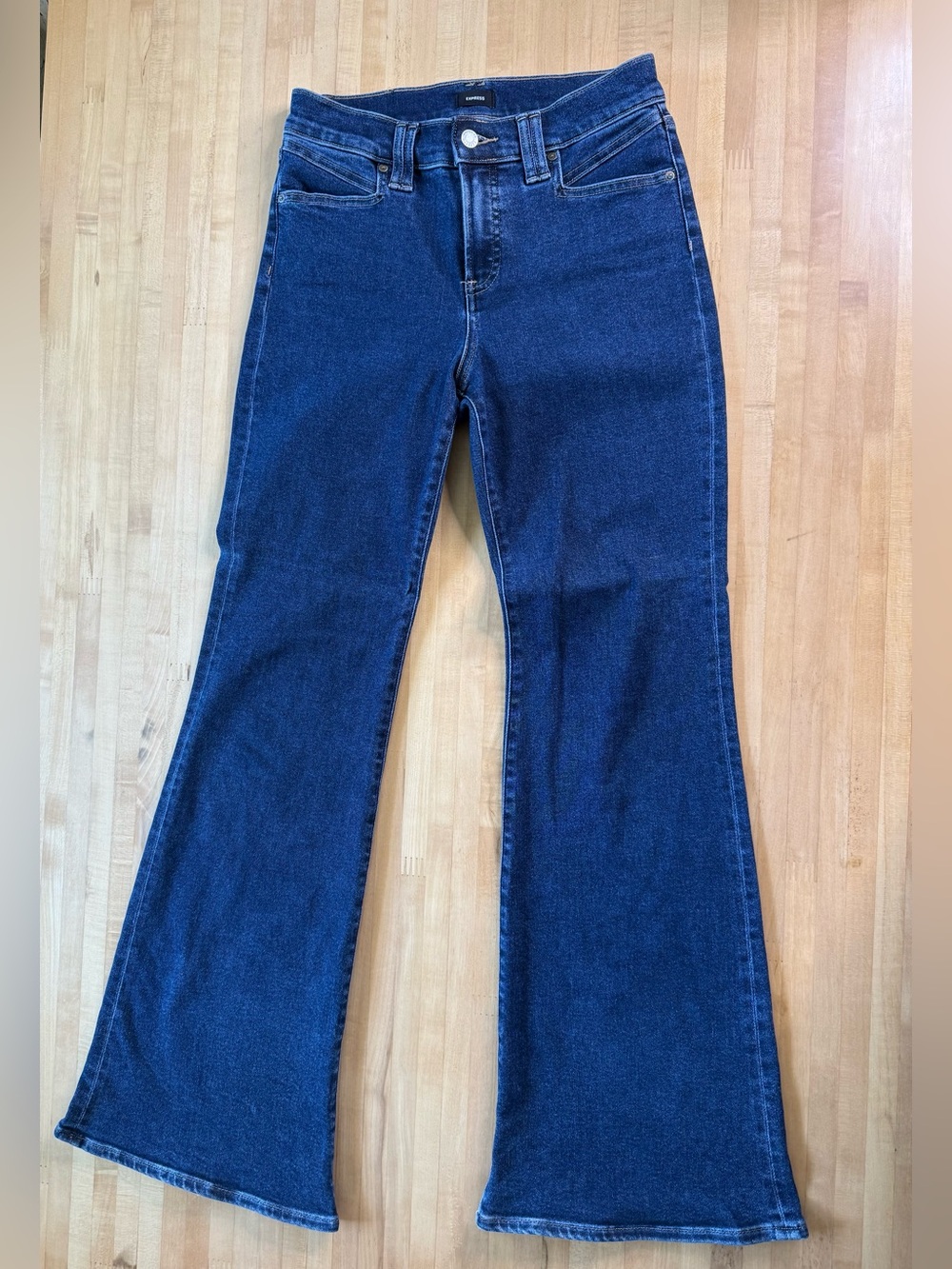 Express 70s Flare Mid Rise Hyper Sculpt Jeans 6R Dark Wash Stretch